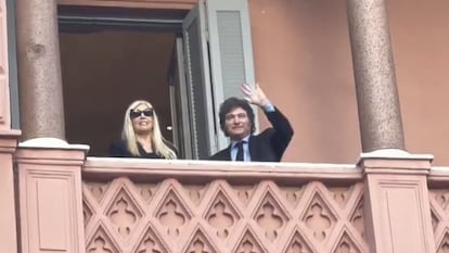 Fotograma de un video en redes sociales muestra a Susana Giménez y Javier Milei en la Casa Rosada el 26 de septiembre 2024.