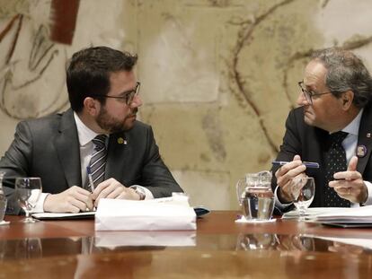 El vicepresident Pere Aragonès amb el president Quim Torra, durant la reunió setmanal del Govern.