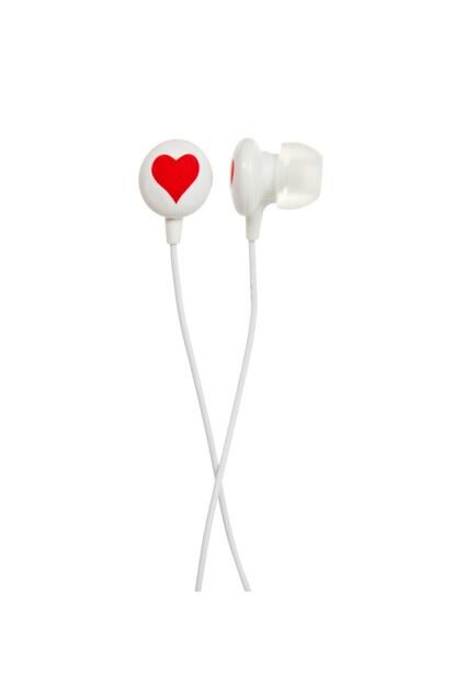 Auriculares con corazón de Diane Von Furstenberg. Precio: 20 euros