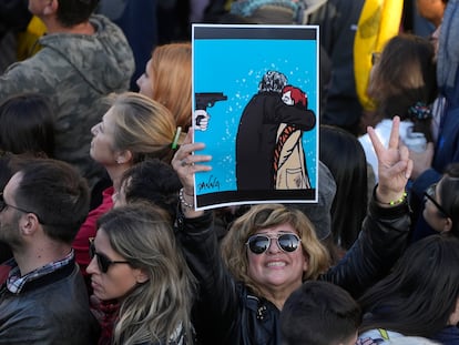 Una partidaria de Cristina Kirchner en la manifestación en Buenos Aires organizada por el peronismo en repudio de su intento de asesinato.