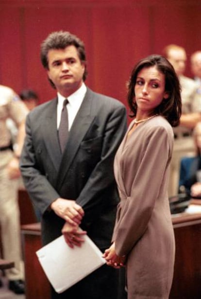 El caso de Heidi Fleiss fue portada de todos los periódicos, desde los tabloides más arrabaleros hasta el prestigioso 'New Yorker'. En la imagen, la 'madam' durante el juicio celebrado en 1993 en Los Angeles.