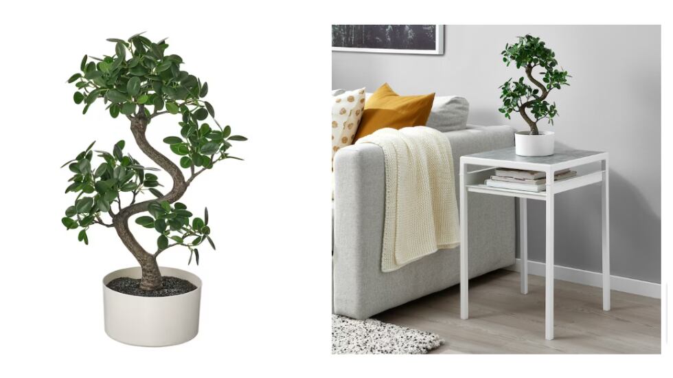 Un pequeño bonsái artificial para los amantes de este tipo de plantas. IKEA.