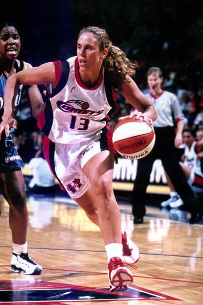 Amaya Valdemoro, durante un partido en 2001 con los Houston Comets (WNBA)