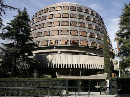 Vista general exterior del edificio del Tribunal Constitucional