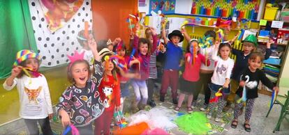En el videoclip han participado más de 500 niños del CEIP Puente Sarda de Sabiñánigo y del CRA Alto Gállego.