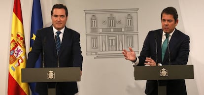 Los presidentes de CEOE, Antonio Garamendi, y Cepyme, Gerardo Cueva, en una imagen de enero pasado.