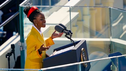 Youth Poet Laureate Amanda Gorman speaks at the inauguration of U.S. President Joe Biden on the West Front of the U.S. Capitol on January 20, 2021 in Washington, DC.