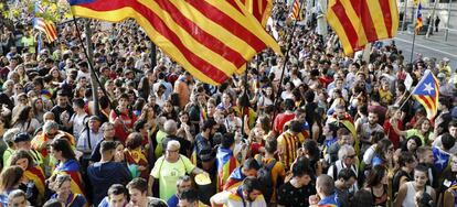 Concentración llevada a cabo desde esta mañana frente al Palacio de Justicia de Barcelona.