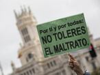 Imagen de una pancarta de la manifestación del pasado 25 de noviembre, día contra la violencia de género, en Madrid. 