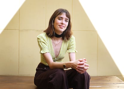 La actriz Alba Planas retratada en el Teatro de la Abadía, Madrid, el 23 de mayo de 2025. 