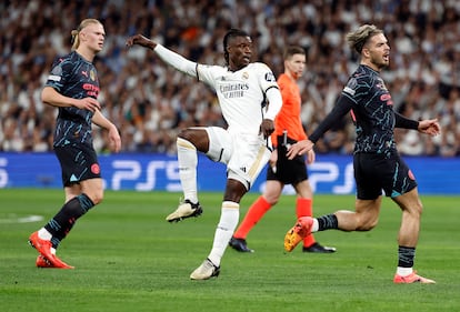 Camavinga marca el gol del empate del Real Madrid ante el Manchester City.