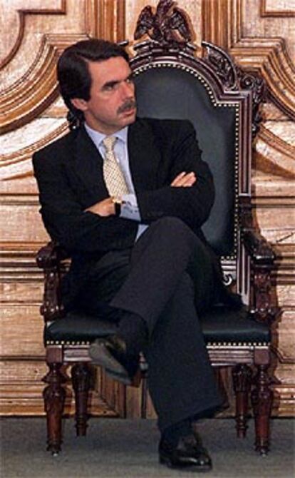 <font size="2"><b>Aznar finaliza su segunda visita oficial a México</font></b>