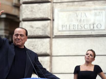 Berlusconi y su novia, Francesca Pascale.