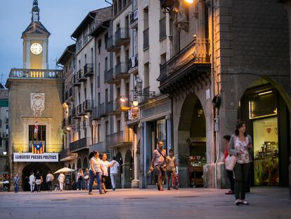 Policías de Vic hablarán solo en castellano como medida de protesta