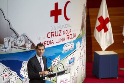 El príncipe Felipe durante el acto celebrado en Vitoria.