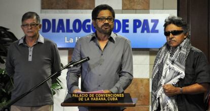 El segundo jefe de las FARC, Luciano Mar&iacute;n, habla en La Habana.