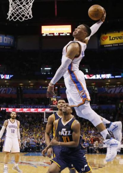 Mate de Westbrook ante Utah.