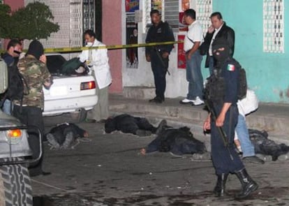 Siete policías fueron abatidos el martes en un tiroteo contra los sicarios en el estado mexicano de Sinaloa