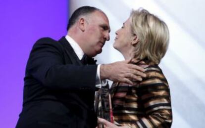 José Andrés with Democratic presidential hopeful Hillary Clinton.