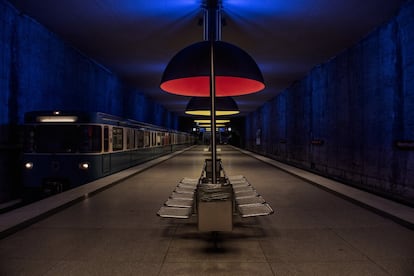 Una estación de metro en Múnich, sin personas, el 21 de marzo.