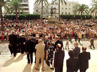 Vecinos de San Fernando celebran el aniversario de la Constitución de Cadiz.