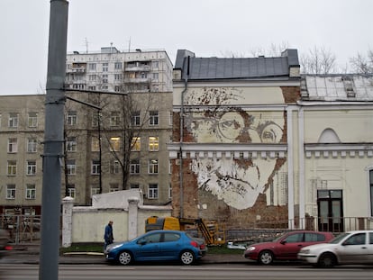 Mural de Alexandre Farto en Moscú.