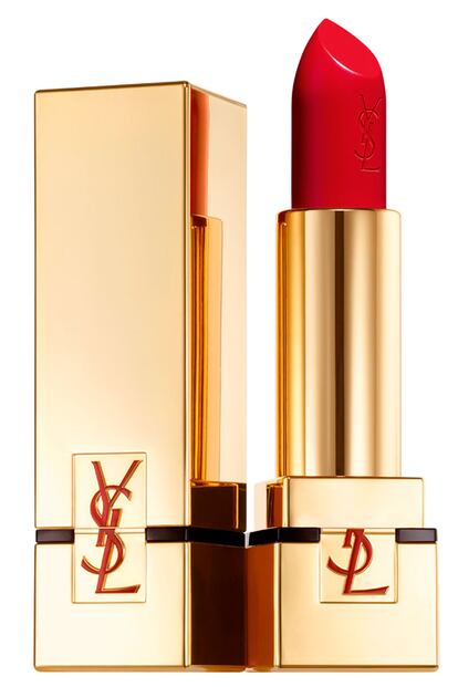 Rojo de alta costura, el Rouge Pur Couture de Yves Saint Laurent. Es el tono 01 Le Rouge y cuesta 29,90 euros.