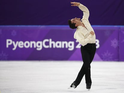 "Estoy súper satisfecho, no solo por la medalla, si no por el trabajo que hemos hecho y lo que hemos luchado, porque unas olimpiadas nunca son fáciles. Entonces, contentos y orgullosos y aunque no haya sido una medalla de oro ha sido una medalla olímpica, que era nuestro sueño", reflexionó el español.