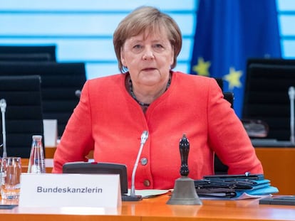 Merkel apoya a Calviño para que presida el Eurogrupo