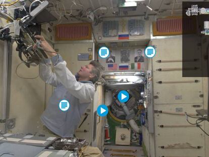 El cosmonauta Gennady Padalka, en el interior de la Estación Espacial Internacional, que puede recorrerse virtualmente con un programa multimedia de la ESA.