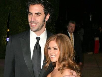 Sacha Baron Cohen e Isla Fisher donarán un millón a refugiados sirios