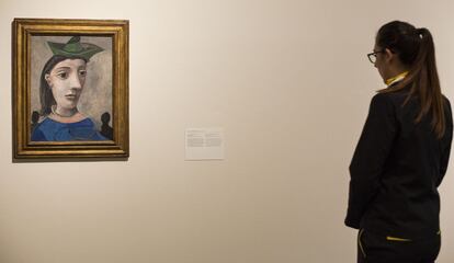 'Mujer con sombrero verde', de Picasso (1939), una de las seis obras del malagueño con que cuenta la Phillips Collection.