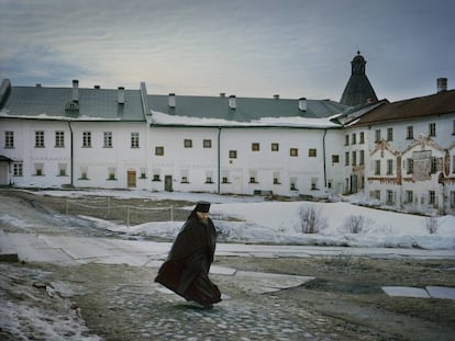 Hieromonje en Solovkí (Rusia).