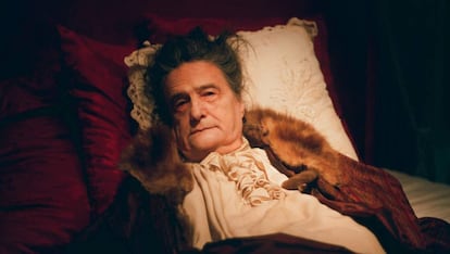 Jean-Pierre L&eacute;aud en &#039;La mort de Louis XIV&#039; de Albert Serra.