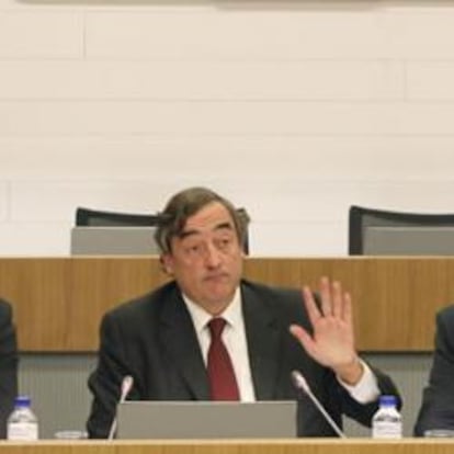 José María Lacasa, secretario general de CEOE, Juan Rosell, presidente de CEOE, y Jesús Terciado, presidente de CEPYME