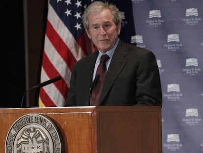 El expresidente Bush en la conferencia organizada por el Banco Reserva Federal de Dallas.