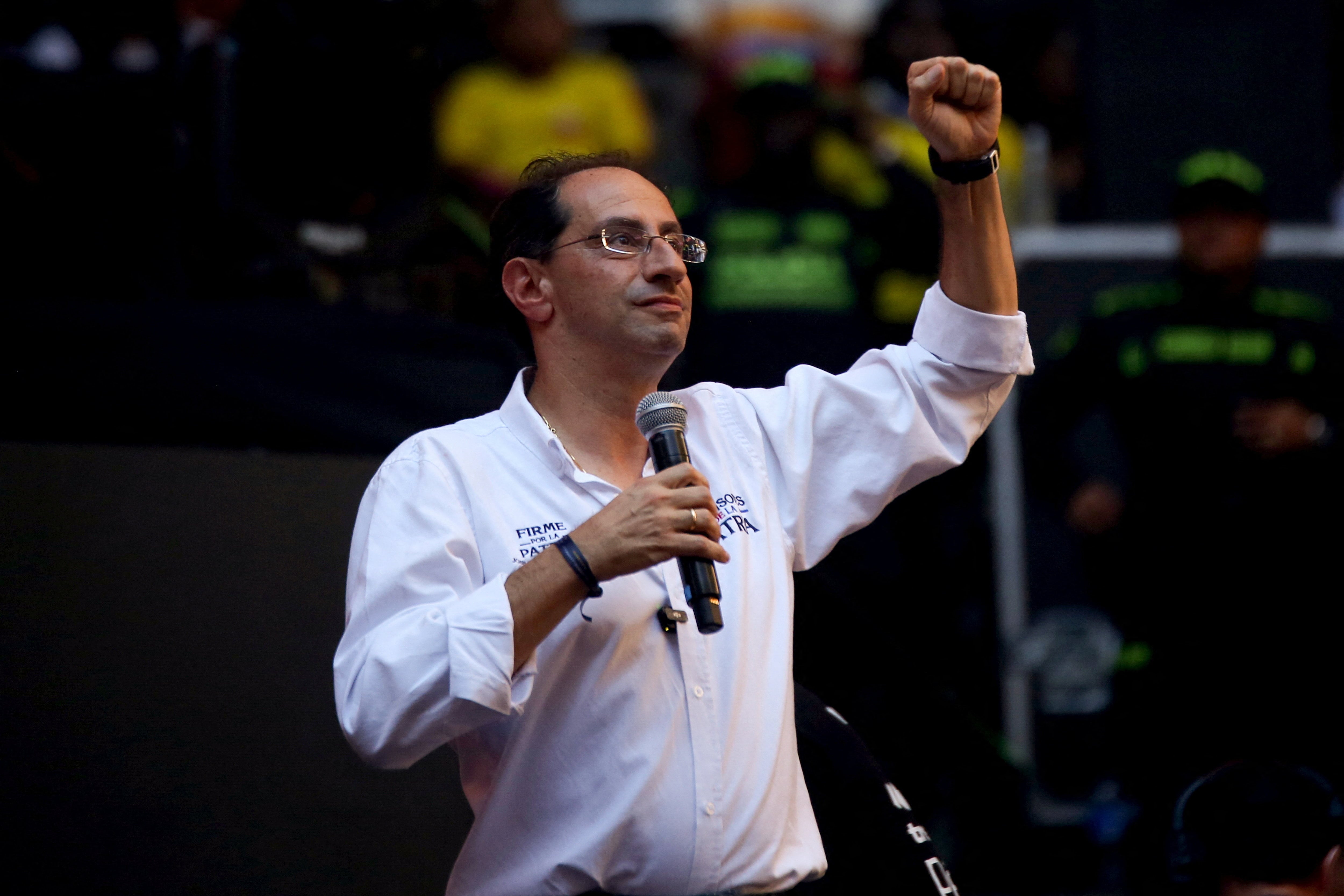 José Manuel Restrepo toma el protagonismo para moderar el di