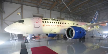 Un avión de Bombardier CSeries