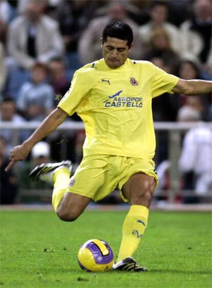 Riquelme, en un partido con el Villarreal