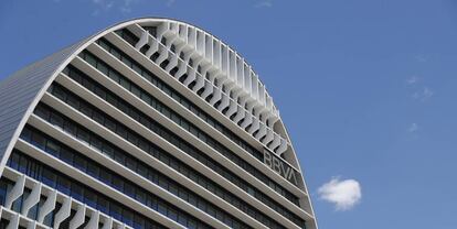 Edificio La Vela, sede de BBVA en Madrid. 