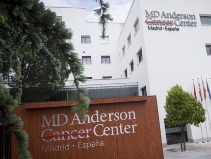 Ayuso deriva pacientes oncológicos de la sanidad pública a MD Anderson por la crisis del coronavirus