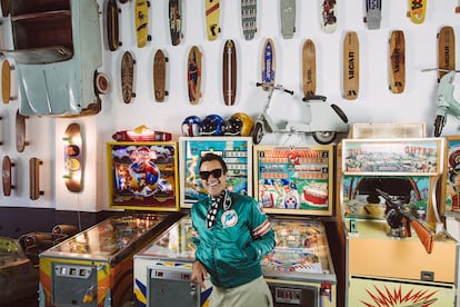 Sören Manzoni tiene 20 máquinas de ‘pinball’ en su colección de objetos ‘vintage’.