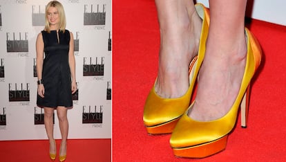 La estilista de la actriz británica Alice Eve debió olvidarse de pedir a tiempo el número adecuado de estos zapatos amarillos. Ella, ni corta ni perezosa, se los puso igualmente.