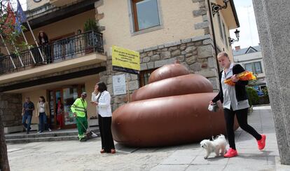 The inflatable display in Torrelodones.