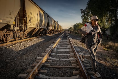 Un joven migrante en Huichapan (Hidalgo), en noviembre de 2023. 