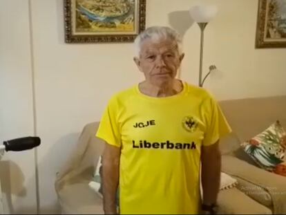 El hombre de 76 años que corre 17 kilómetros en casa por la cuarentena