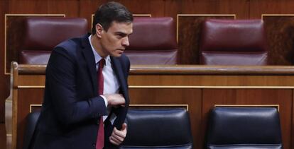 El presidente del Gobierno, Pedro Sánchez antes del comienzo de la sesión de control al ejecutivo.