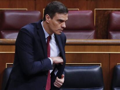 El presidente del Gobierno, Pedro Sánchez antes del comienzo de la sesión de control al ejecutivo.