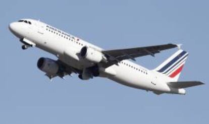 Un avión de Air France en su despegue del aeropuerto de Montpellier, Francia. EFE/Archivo
