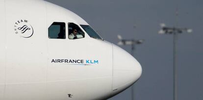 Boeing 777 en el aeropuerto Charles de Gaulle de París